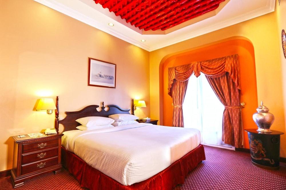 Delmon International Hotel Manama Exterior foto